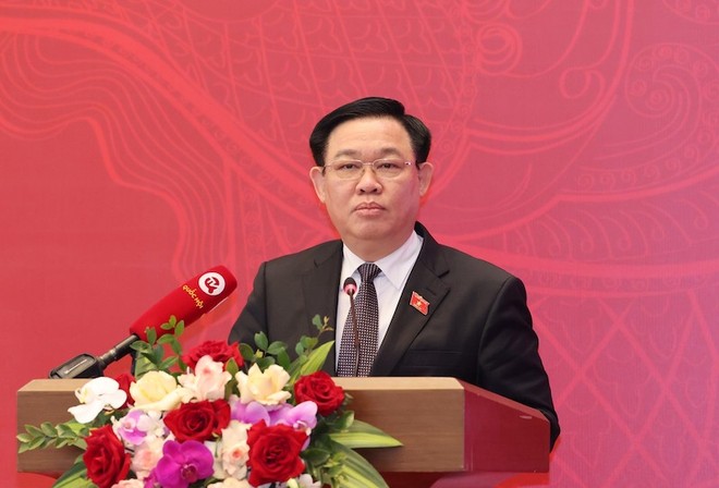 Chủ tịch Quốc hội Vương Đình Huệ phát biểu bế mạc hội nghị - (Ảnh Duy Linh).