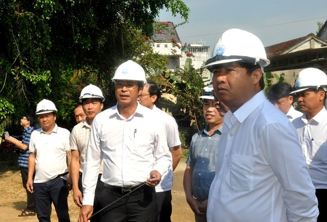 Bí thư Quảng Nam, ông Lương Nguyễn Minh Triết trong lần kiểm tra các công trình trọng điểm trên địa bàn.