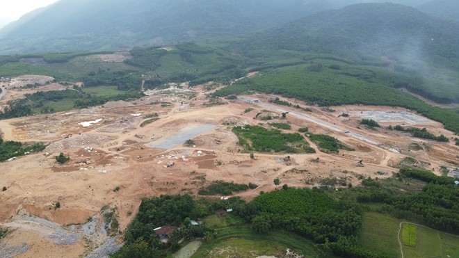 Dự án hồ chứa nước Lộc Đại dang dở sau nhiều năm triển khai.