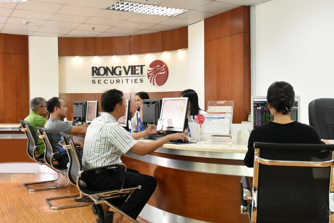 Chứng khoán Rồng Việt (VDS): Lãi 6 tháng tăng hơn 160%, ngày 19/7 giao dịch trên HOSE