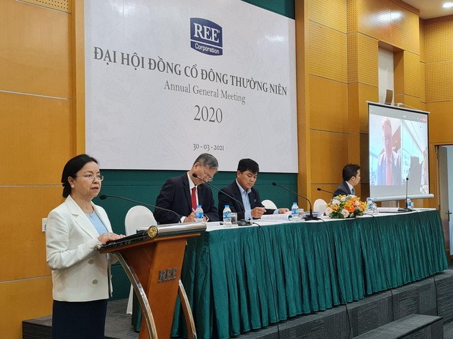 Đại hội đồng cổ đông Cơ Điện lạnh (REE): Bà Mai Thanh mong cổ đông vui vẻ không nhận cổ tức 2 năm 2020 và 2021