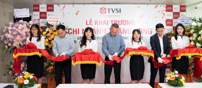 Chứng khoán Tân Việt (TVSI) khai trương Chi nhánh Thăng Long