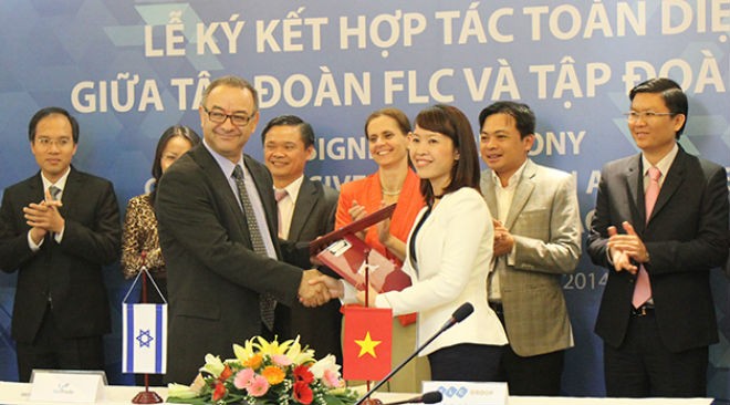 Đại diện của FLC và YAO tại lễ ký kết