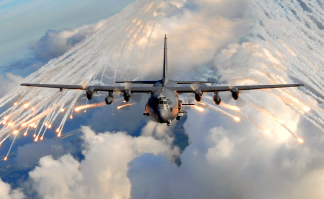 Pháo đài bay AC-130 của Mỹ