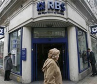 Trong ngày 19/1, Royal Bank of Scotland tuyên bố có thể thua lỗ tới 28 tỷ Bảng, tương đương 40,6 tỷ USD trong năm 2008, một con số thua lỗ có thể là kỷ lục trong lịch sử doanh nghiệp ở Anh - Ảnh: Reut