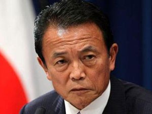 Thủ tướng Taro Aso hy vọng rằng gần 144 tỷ USD sẽ giúp kinh tế Nhật Bản tăng thêm 2 điểm phần trăm của tăng trưởng GDP trong năm tài chính 2009. Ảnh: Telegraph