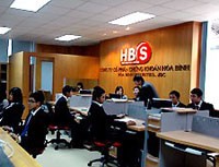 HBS là bất ngờ khi lần đầu tiên sau hai năm hoạt động có mặt trong Top 10 thị phần môi giới cổ phiếu trên HNX và cả HOSE quý II/2010
