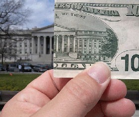Hoạt động tăng cường mua nợ chính phủ của các nhà đầu tư trong nước giúp Washington giảm nhu cầu thu hút vốn nước ngoài, đồng thời giúp giữ lãi suất tại Mỹ ở mức thấp