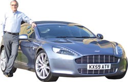 Aston Martin bỏ qua sân nhà để IPO
