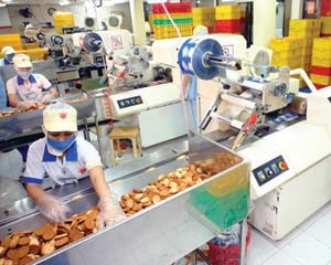 Để chuẩn bị cho dịp Tết Quý Tỵ 2013, Kinh Đô dự kiến đưa ra thị trường hơn 3.800 tấn bánh kẹo các loại