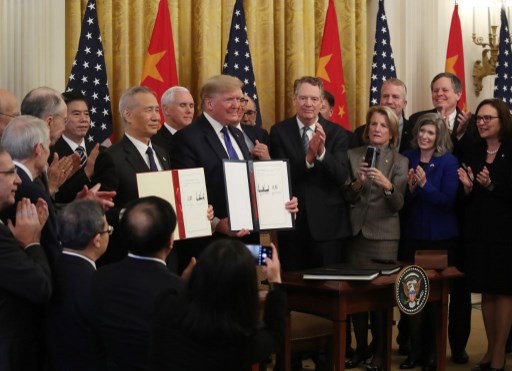 Lễ ký thỏa thuận thương mại Mỹ - Trung giai đoạn 1 tại Nhà Trắng hôm 15/1. Ảnh: AFP