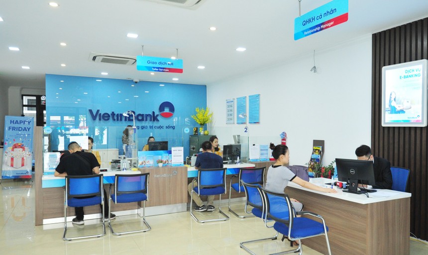 VietinBank (CTG) được chấp thuận tăng vốn lên hơn 48.000 tỷ đồng, cổ phiếu CTG vọt tăng trần
