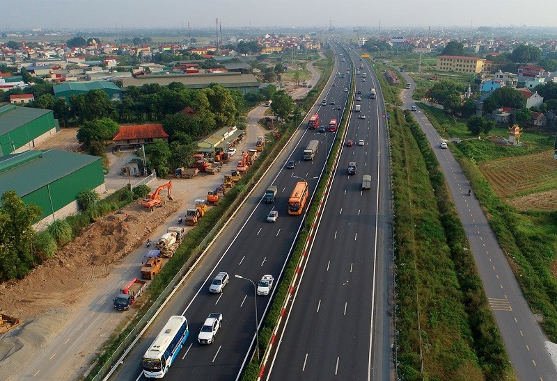 Một đoạn cao tốc Bắc - Nam qua địa phận Hà Nội.