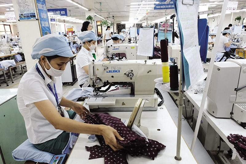 Kinh tế Việt Nam đang phục hồi mạnh, đặc biệt trong lĩnh vực chế tạo - chế biến. Ảnh: Đức Thanh