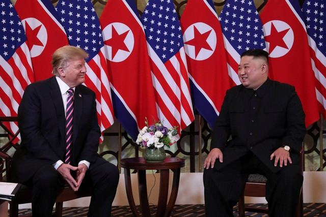 Tổng thống Donald Trump và Chủ tịch Kim Jong-un hội đàm tại Khách sạn Metropole, Hà Nội