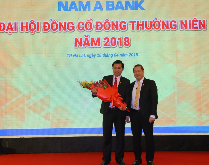 Ông Trần Ngọc Tâm (trái), tân Tổng giám đốc Nam Á Bank.