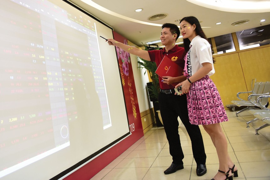 Thị trường chứng khoán Việt Nam: Những nút thắt cần sớm tháo gỡ