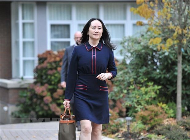 Giám đốc Tài chính (CFO) của Tập đoàn viễn thông Huawei Mạnh Vãn Châu tới tòa án ở Vancouver, British Columbia, Canada, ngày 27/10/2020. (Ảnh: AFP/TTXVN).