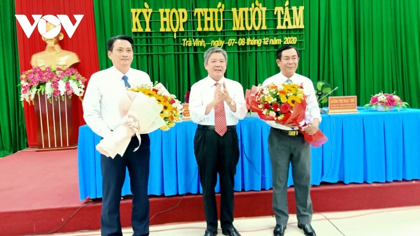 Ông Nguyễn Quỳnh Thiện (bìa trái) và ông Lê Thanh Bình (bìa phải).