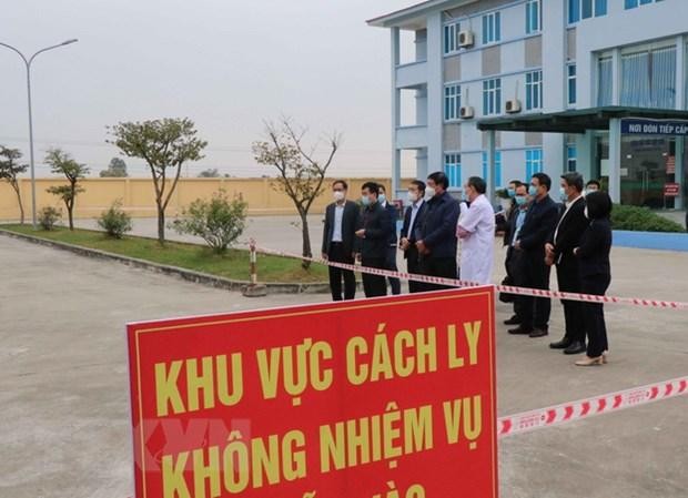 Đoàn công tác kiểm tra công tác phòng, chống dịch COVID-19 tại Trung tâm Y tế huyện Lương Tài, tỉnh Bắc Ninh. (Ảnh: Đinh Văn Nhiều/TTXVN).