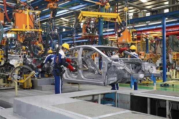 Dây chuyền sản xuất ôtô của Hyundai Thành Công. (Ảnh: Đức Phương/TTXVN).