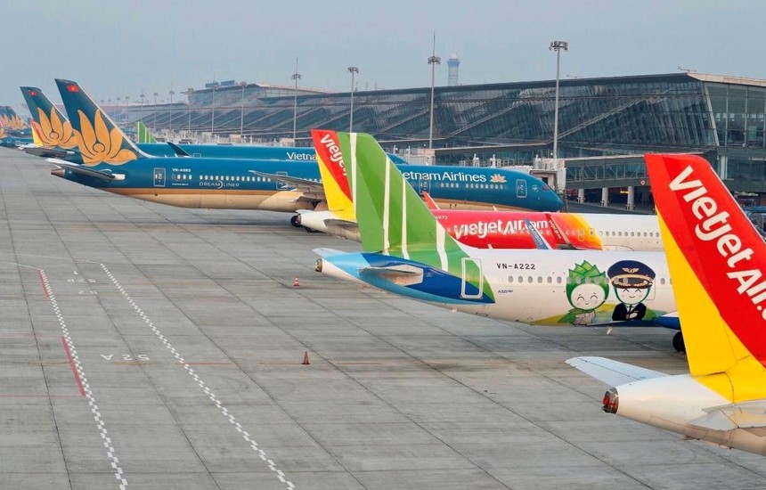 Máy bay của các hãng hàng không tại sân bay Nội Bài. (Ảnh: CTV/Vietnam+).