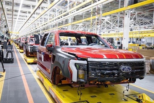 Dây chuyền sản xuất xe Ford. (Ảnh: Getty Images/TTXVN)