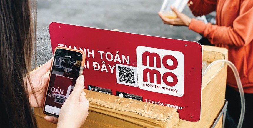 Nhiều người bán hàng nhỏ lẻ đã sử dụng MoMo trong hoạt động thanh toán hàng ngày.