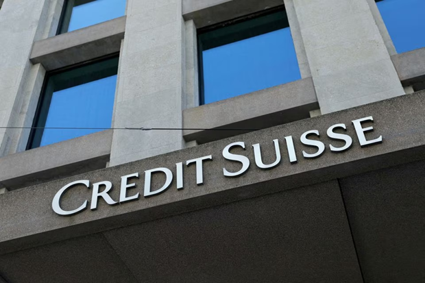 UBS đề nghị mua Credit Suisse với giá 1 tỷ USD