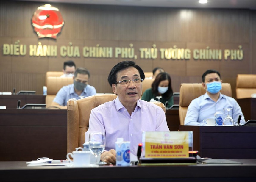 Ông Trần Văn Sơn - Bộ trưởng, Chủ nhiệm Văn phòng Chinh phủ chủ trì phiên họp toàn thể Hội đồng tư vấn cải cách thủ tục hành chính của Thủ tướng.