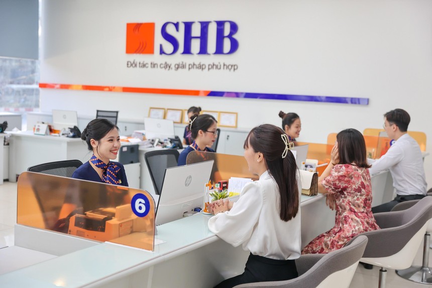SHB đang tiến hành thủ tục theo quy định để đăng ký, lưu ký, niêm yết bổ sung số cổ phiếu phát hành và đưa vào giao dịch chính thức vào cuối tháng 12/2022.