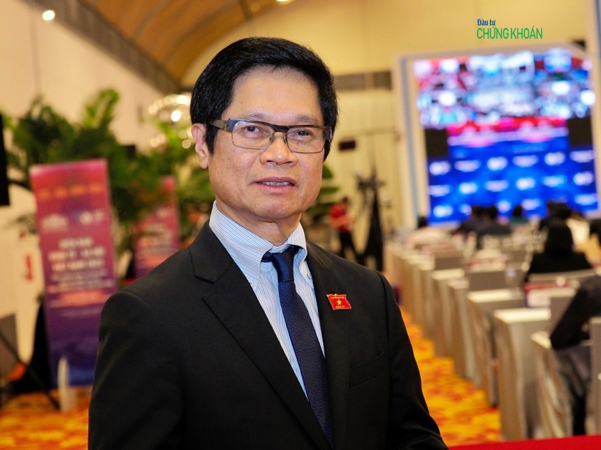 TS.Vũ Tiến Lộc, đại biểu Quốc hội khóa XV (đoàn TP Hà Nội), Chủ tịch Trung tâm trọng tài quốc tế Việt Nam (Ảnh: M.Minh)