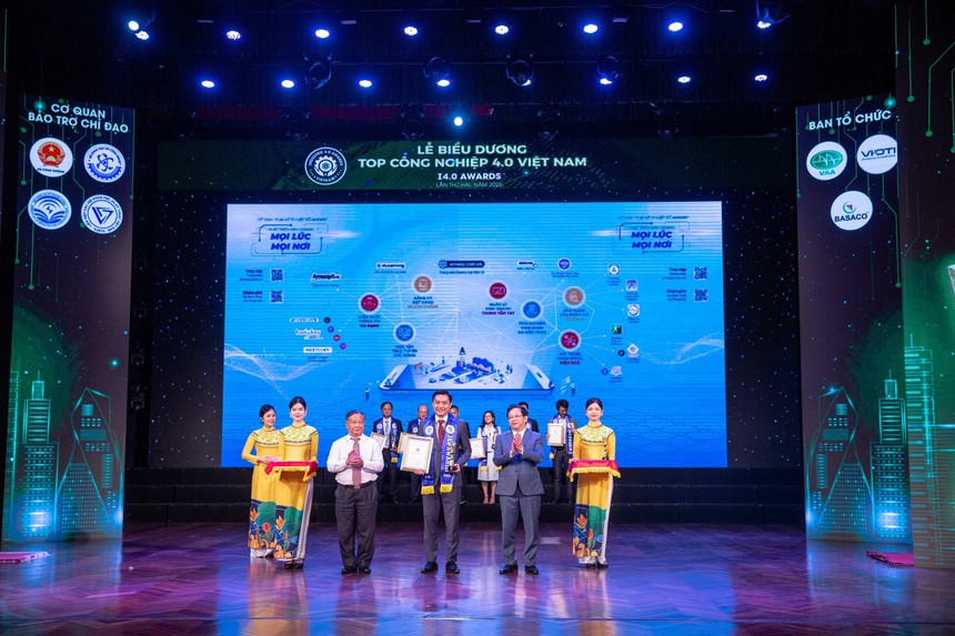 Amway Việt Nam nhận giải doanh nghiệp khoa học-công nghệ và đổi mới