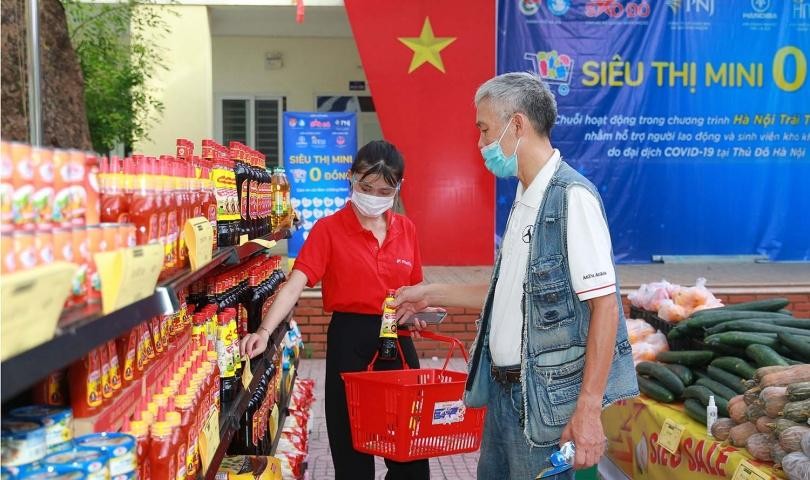 Siêu thị mini 0 đồng hỗ trợ người dân mùa dịch tại Hà Nội