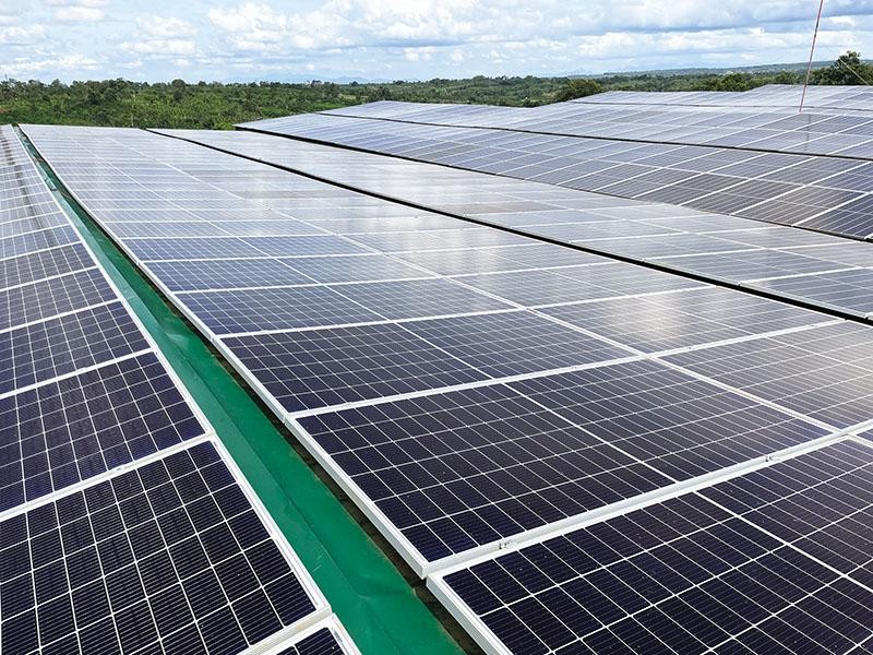 Một dự án điện năng lượng mặt trời ở Đắk Lắk. Ảnh: H.Q