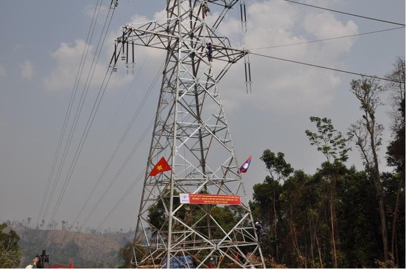 Một đường dây nhập khẩu điện từ Lào về Việt Nam
