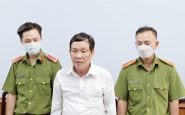 Nguyên Phó giám đốc Sở Xây dựng Bạc Liêu Nguyễn Văn Thăm bị truy tố.