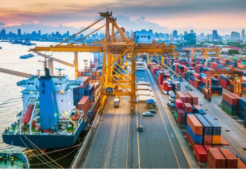 Kinh tế thế giới khó khăn cũng đã ảnh hưởng đến xuất nhập khẩu hàng hóa của Việt Nam