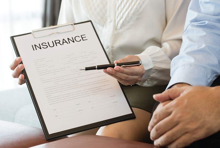 Cần nắm rõ các điều khoản trước khi ký vào hợp đồng bảo hiểm