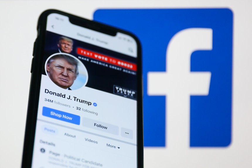 Tài khoản Facebook của ông Donald Trump chính thức được "mở khoá" 