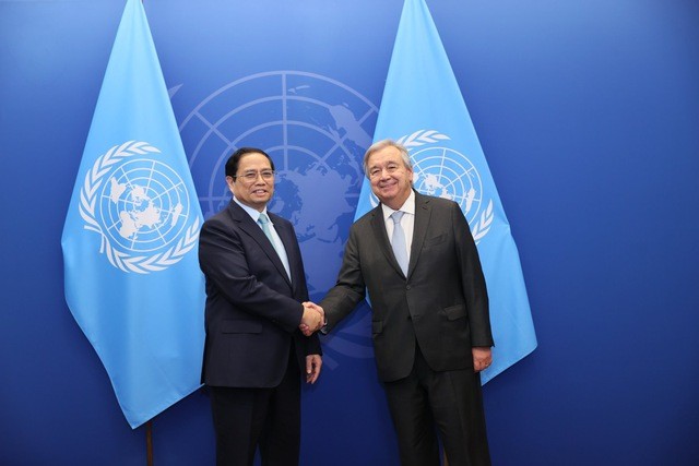 Thủ tướng Phạm Minh Chính gặp Tổng Thư ký Liên hợp quốc Antonio Guterres tại Trụ sở Liên Hợp Quốc. (Ảnh: VGP/Nhật Bắc)