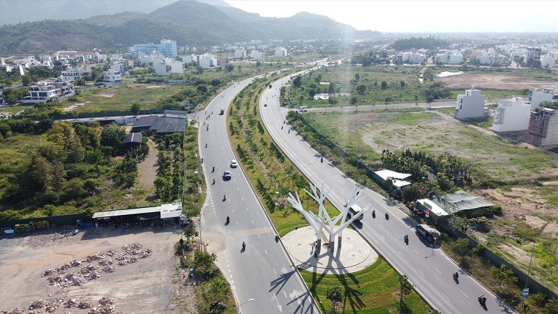 Dự án đầu tư trục đường Vành đai 3 kết nối đường Võ Nguyên Giáp (ảnh) và Đại lộ Nguyễn Tất Thành (tỉnh Khánh Hòa). Ảnh: H.L