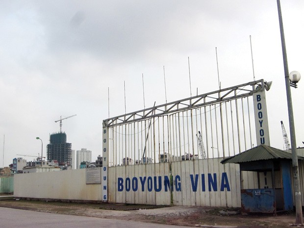 Dự án Booyoung Vina (Hà Đông) do Công ty Booyoung Việt Nam (100% vốn đầu tư Hàn Quốc) làm chủ đầu tư được giao mặt bằng sạch từ năm 2007, nhưng đến nay vẫn chưa xây dựng