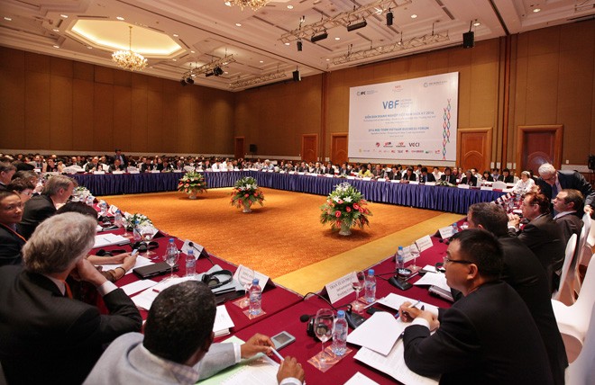 Tại VBF 2014, Thủ tướng Chính phủ trực tiếp chỉ đạo các bộ trưởng giải quyết kiến nghị của doanh nghiệp 