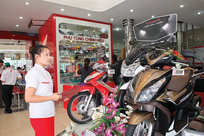 Honda Việt Nam đặt mốc bán 2 triệu xe máy cho năm tài khóa 2015