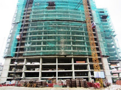 Dự án tòa nhà hỗn hợp tại phường Yên Hoà, quận Cầu Giấy của Công ty TNHH Thăng Long bị nghi xây vượt quá số tầng quy định từ 17 lên 27 tầng
