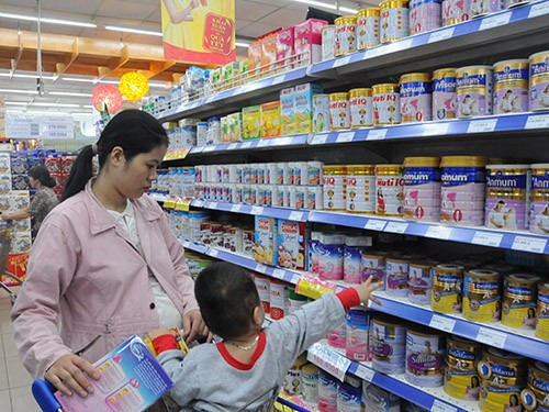 Giá sữa trẻ em dưới 6 tuổi không giảm
