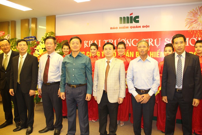 Lãnh đạo Bộ Quốc phòng tham dự lễ khai trương trụ sở mới của MIC