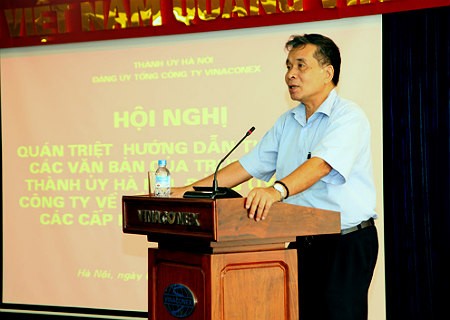 Ông Nguyễn Thành Phương - Chủ tịch HĐQT Vinaconex vừa xin Đại hội đồng cổ đông giảm doanh thu công ty mẹ năm 2014. Ảnh: Vinaconex