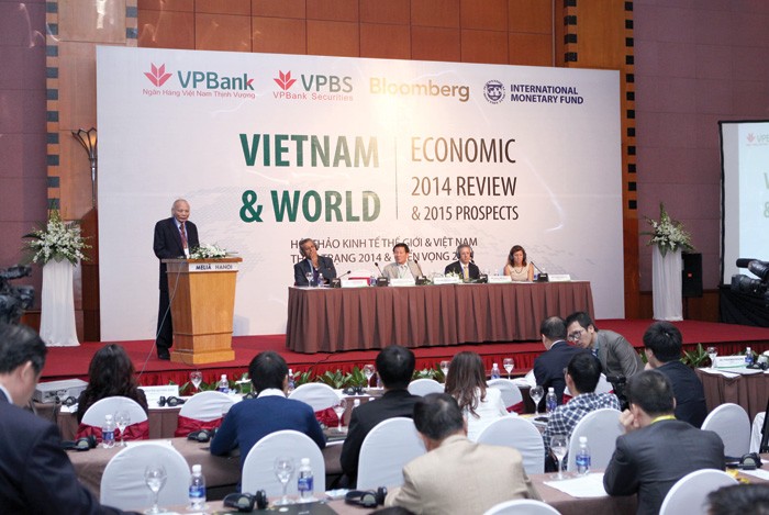 Các chuyên gia đều có chung nhận định khả quan về dấu hiệu phục hồi của kinh tế Việt Nam